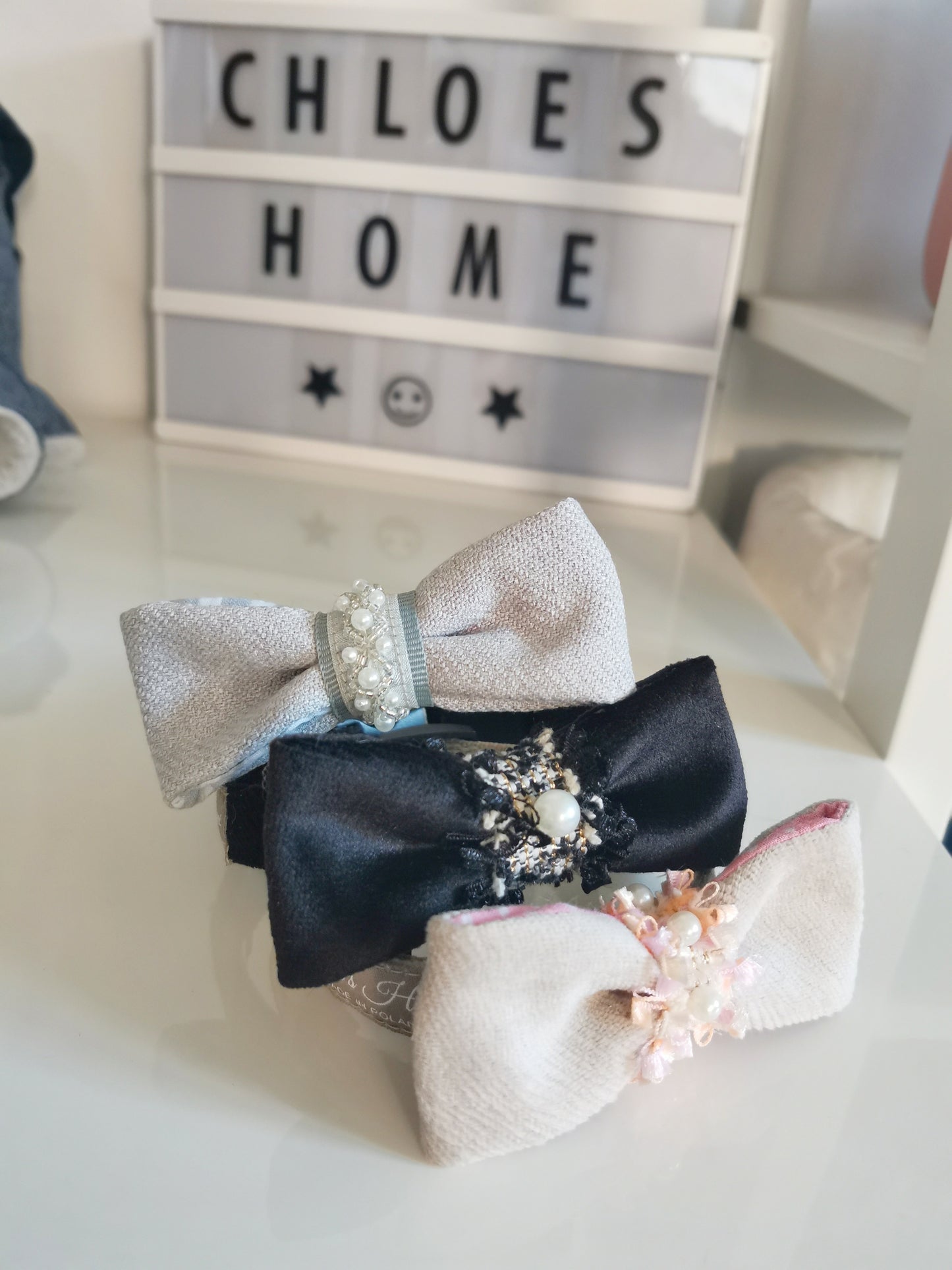 Chloe's Home Нашийник-метелик для собак Perlove чорний М