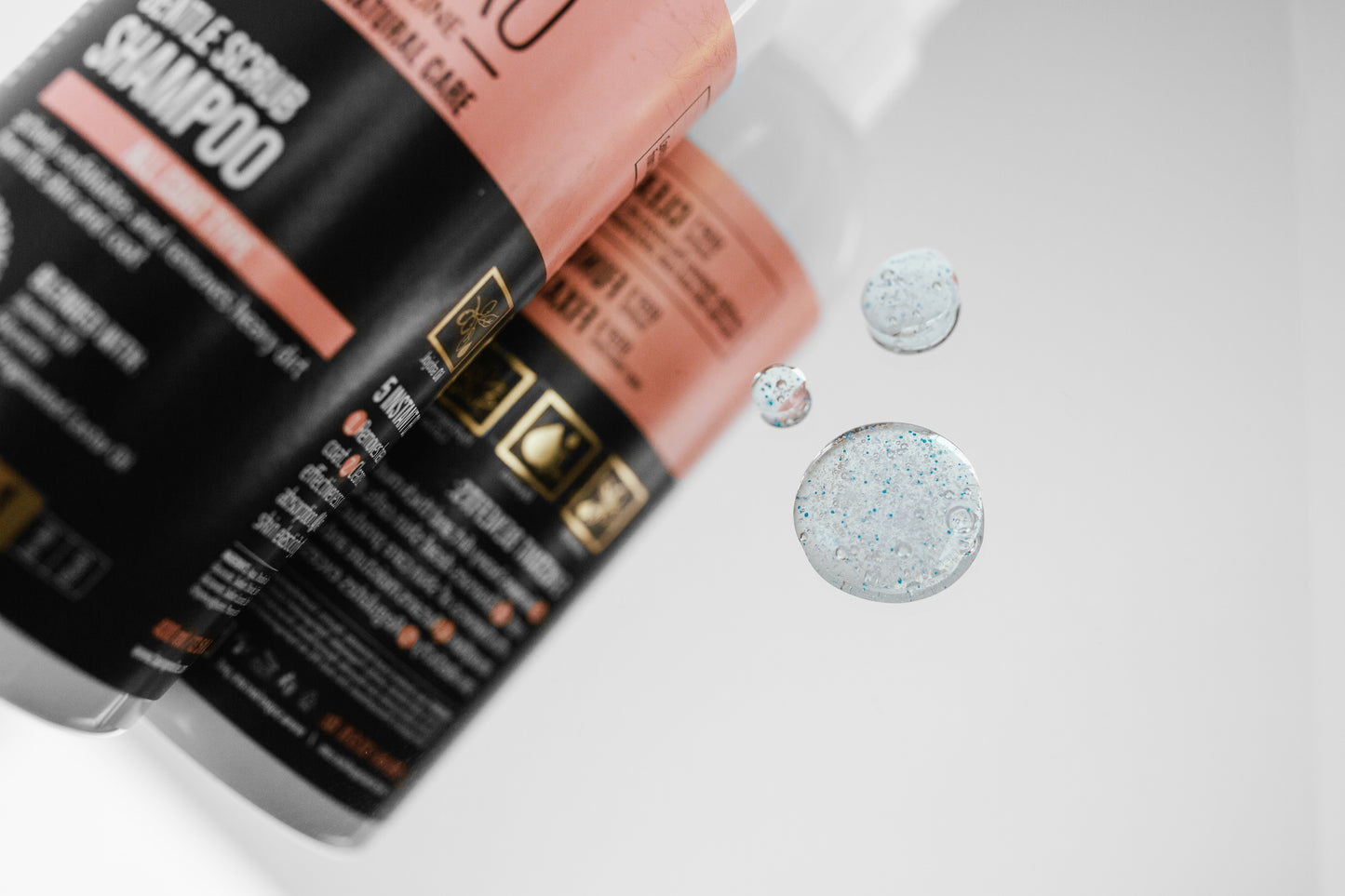Tauro Pro Line Ultra Natural Care Gentle Scrub Shampoo Делікатний шампунь-скраб для шерсті та шкіри собак і котів, 1000 